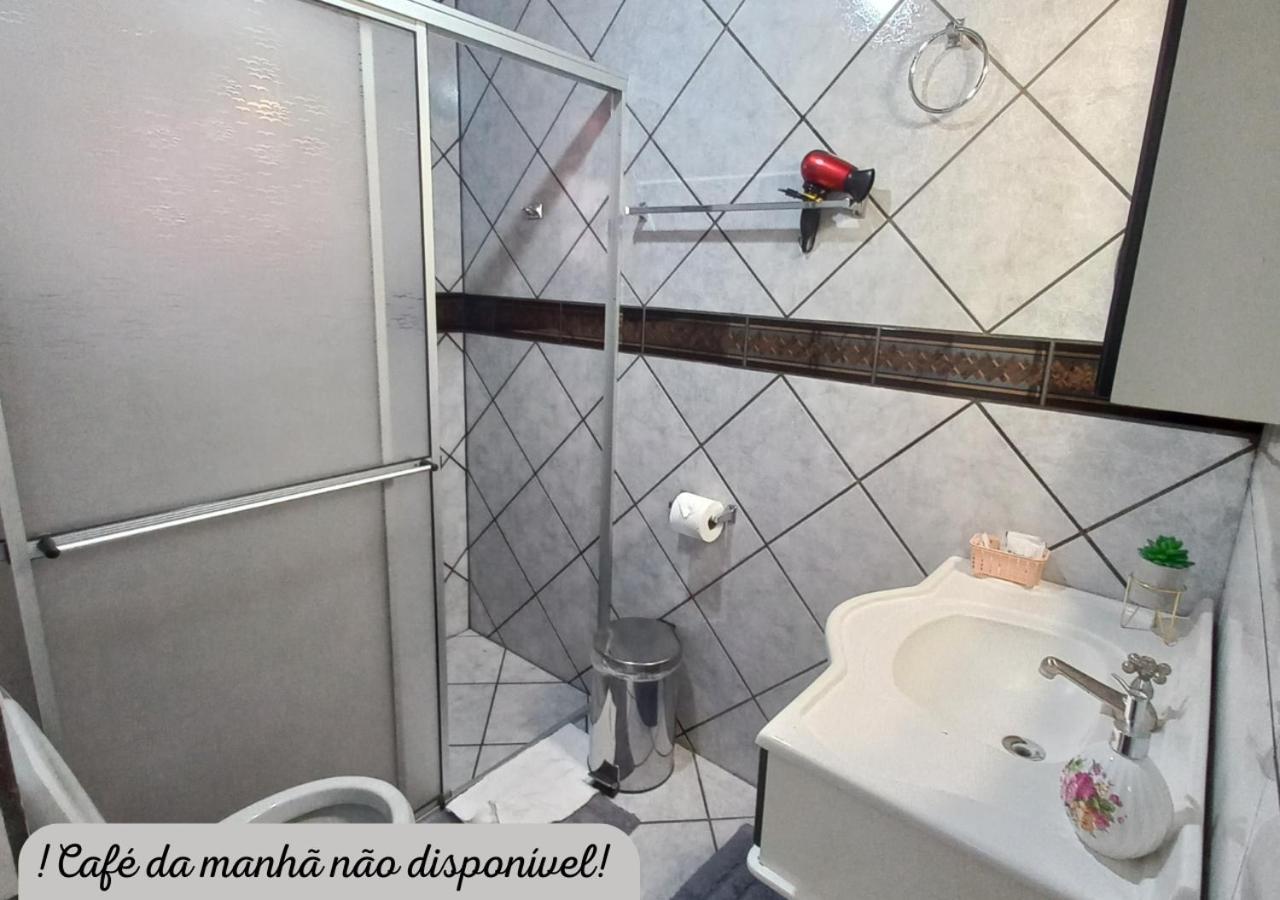 Quarto Duplo com Banheiro Privativo
